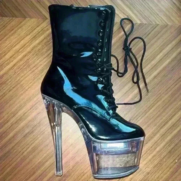 Pleaser 7” Black Patent LED light up Platform boot - Picture 3 of 5